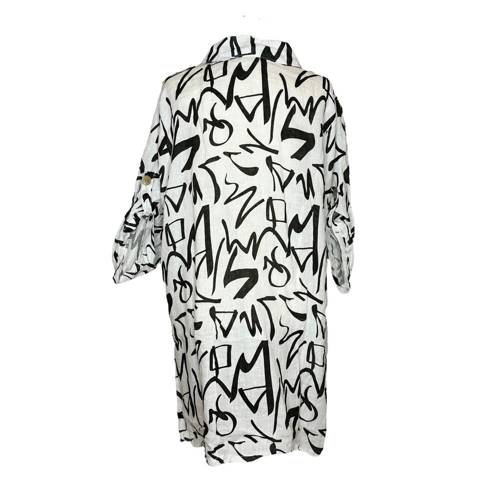 Women's White Linen Shirt Button Up Size M Black Script Made in Italy - Picture 4 of 4